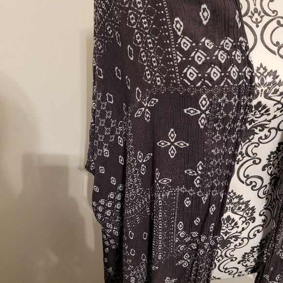 PPLA poncho style cover-up boho - Picture 4 of 7